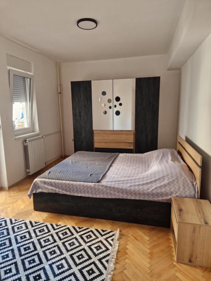 Comfy Center Apartment Skopje Luaran gambar